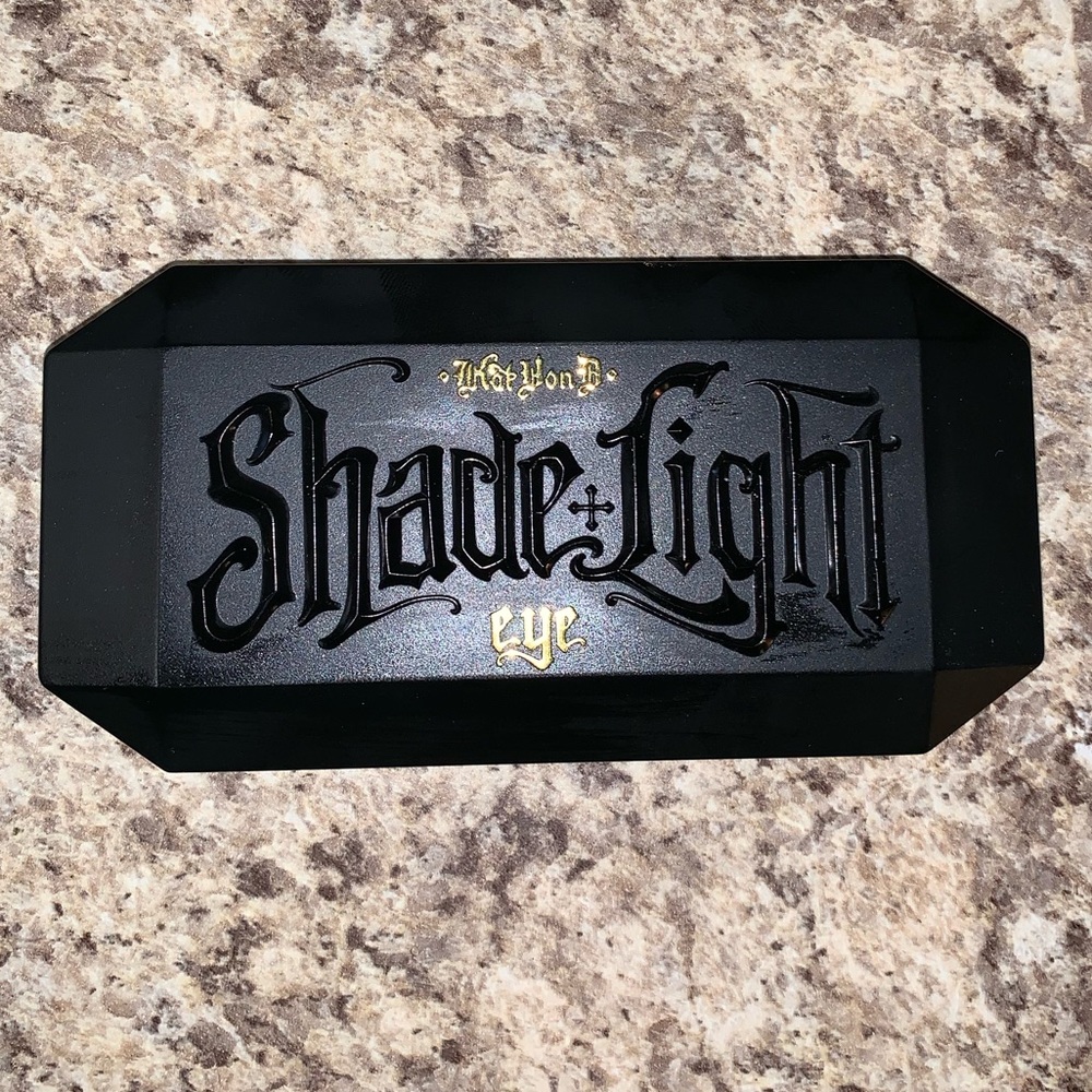 Shade & Light Eyeshadow